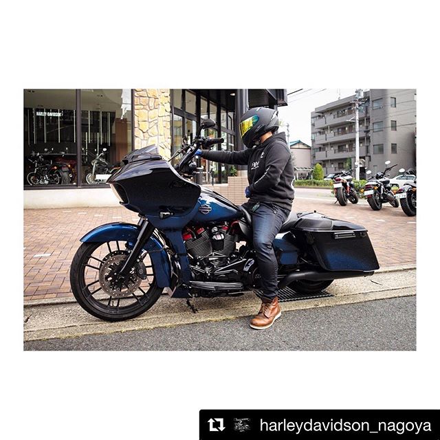戦闘的なスタイルに変身した2019CVOTR!まだ調整が残ってますが、ライディングのしやすさはかなりUPとの事♫ いい感じ♫ですね〜#Repost @harleydavidson_nagoya with @get_repost・・・.🦈.#HarleyDavidson #ハーレーダビッドソン #Harley #ハーレー #CVO #CVORoadGlide #FLTRXSE