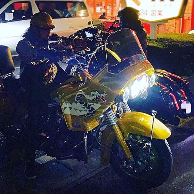 Good feeling tonight!#harleydavidson #libertyriderscommunity #cobrabike #motorcyclelife #liberatorfairing #vetterfairing #rbracingexhaust #coboo #customharley #unitedblockcustoms @liberty_riders_community 🕊