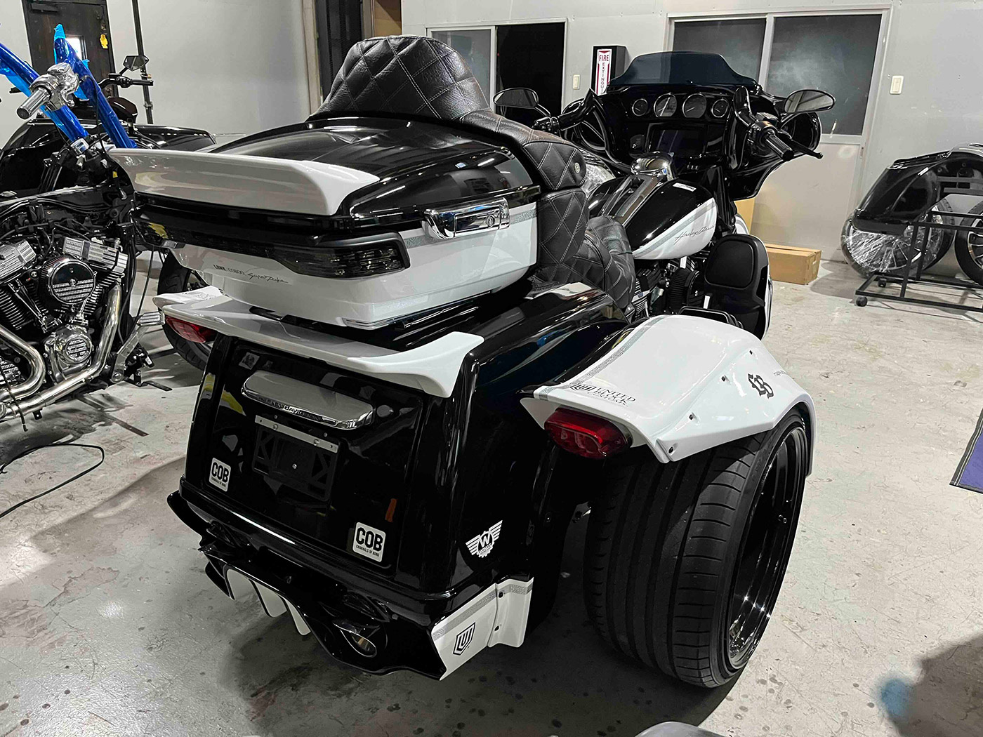 TRI GLIDE ULTRA 00008