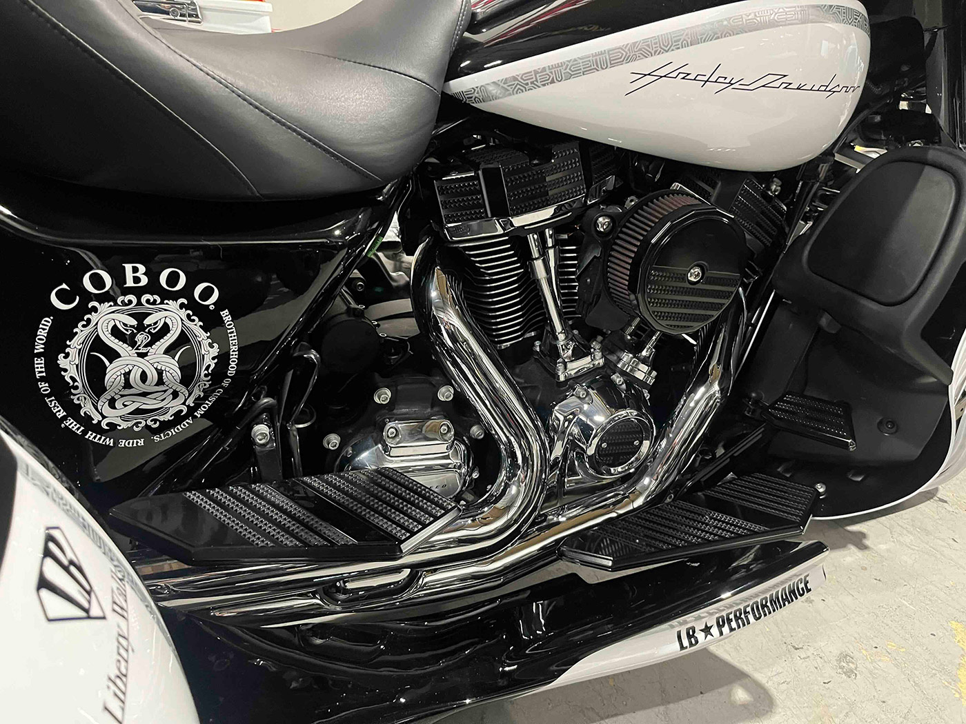 TRI GLIDE ULTRA 00014